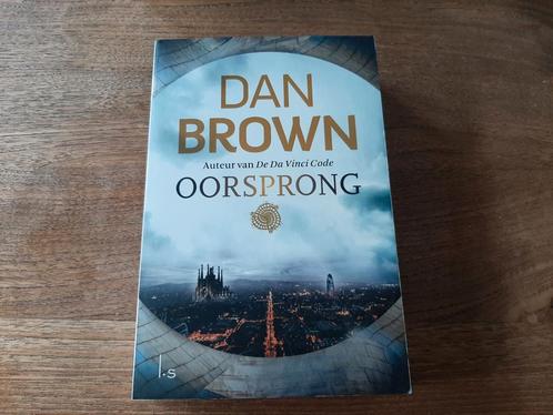 Dan Brown - Oorsprong, Boeken, Thrillers, Zo goed als nieuw, Ophalen