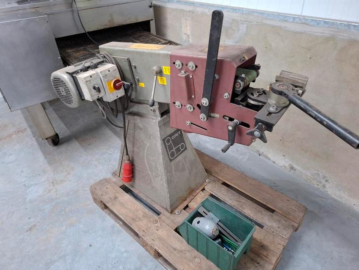 Mooie schuurband voor buizen uit te schuuren, Doe-het-zelf en Bouw, Schaafmachines, Ophalen