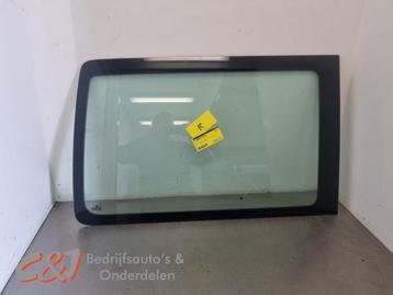 Ruit Laaddeur zijkant van een Volkswagen Transporter beschikbaar voor biedingen