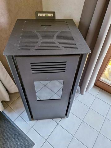 Poêles a pellet en parfait état de 2021 7,5kw, Enlèvement ou Envoi, Comme neuf