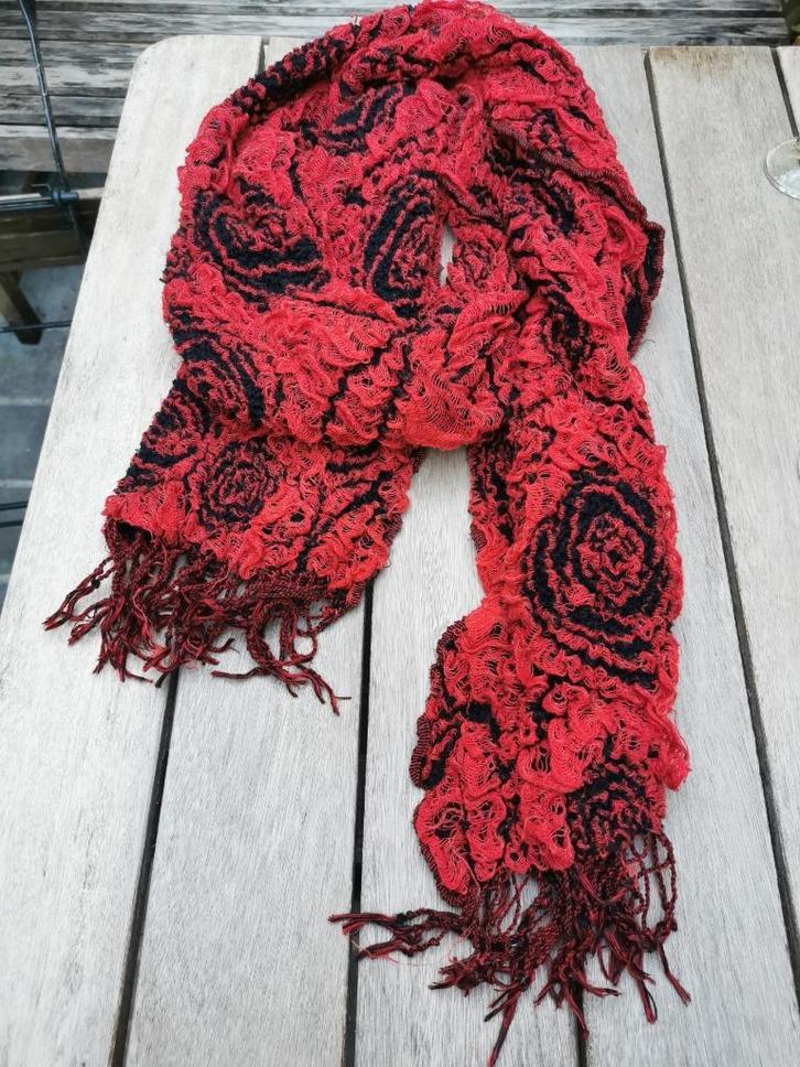 Stretch crinkle sjaal oranje., Vêtements | Femmes, Bonnets, Écharpes & Gants, Porté, Écharpe, Enlèvement ou Envoi