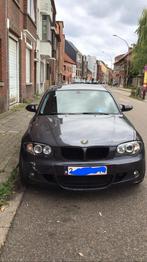 BMW 118D DIESEL, Auto's, BMW, Zwart, Zwart, 5 deurs, Particulier