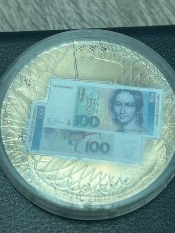 Herdenkingsmunt “Abschied einer Währung”met echt 100 D-Mark beschikbaar voor biedingen