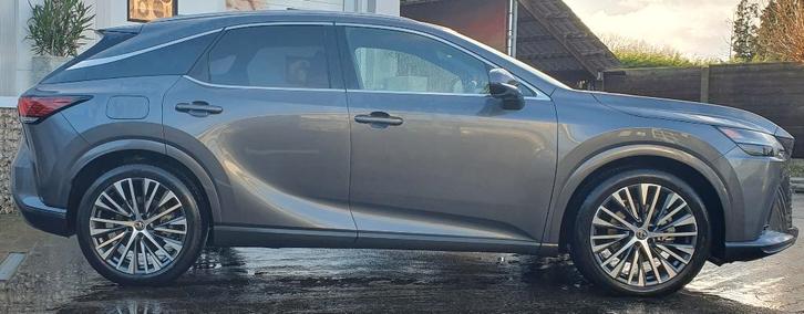 Lexus RX450 h+, Autos, Lexus, Particulier, IS, 4x4, ABS, Caméra de recul, Phares directionnels, Régulateur de distance, Airbags