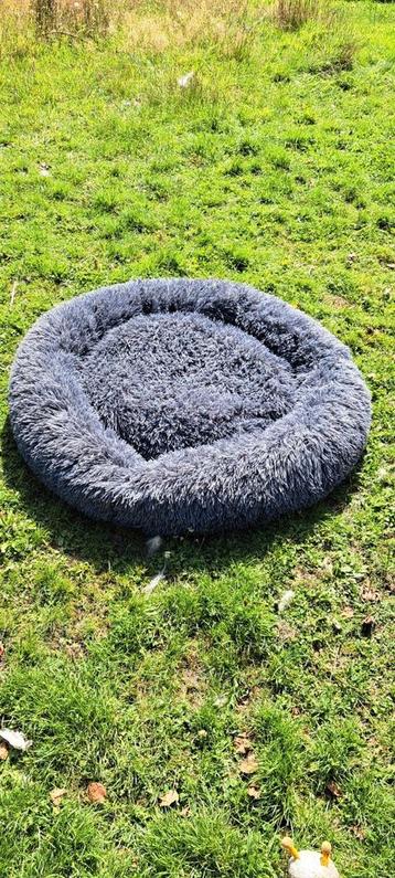 Donut voor middelgrote tot grote hond (diameter 95) beschikbaar voor biedingen