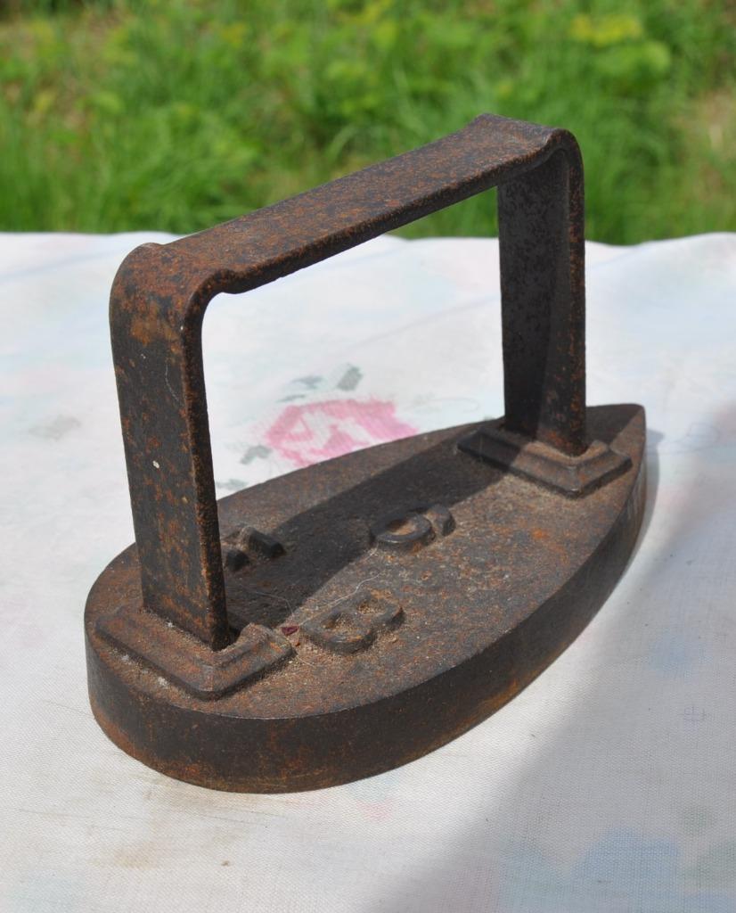 ancien fer a repasser en fonte FB n6, Enlèvement ou Envoi