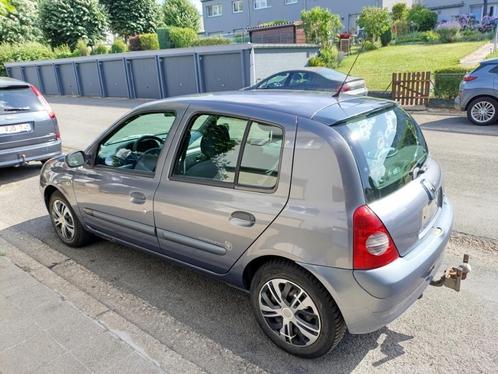 Renault clio 1,5 dci 2005 prête à être immatriculé, Auto's, Renault, Particulier, Clio, Diesel, Euro 4, Berline, 5 deurs, Handgeschakeld