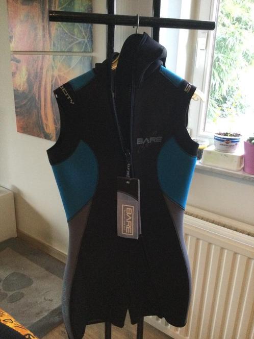 Bare 5mm Step-In Hooded Vest Woman size 10T aan 100€, Sports nautiques & Bateaux, Plongée, Neuf, Combinaison de plongée, Enlèvement ou Envoi