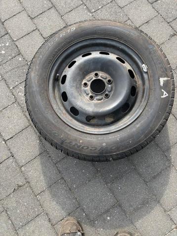 Pirelli Snowcontrol 195/65 R15 91 T beschikbaar voor biedingen