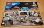 Lego 60350 - De onderzoeksbasis voor de maan, Kinderen en Baby's, Speelgoed | Duplo en Lego, Ophalen of Verzenden, Nieuw, Complete set