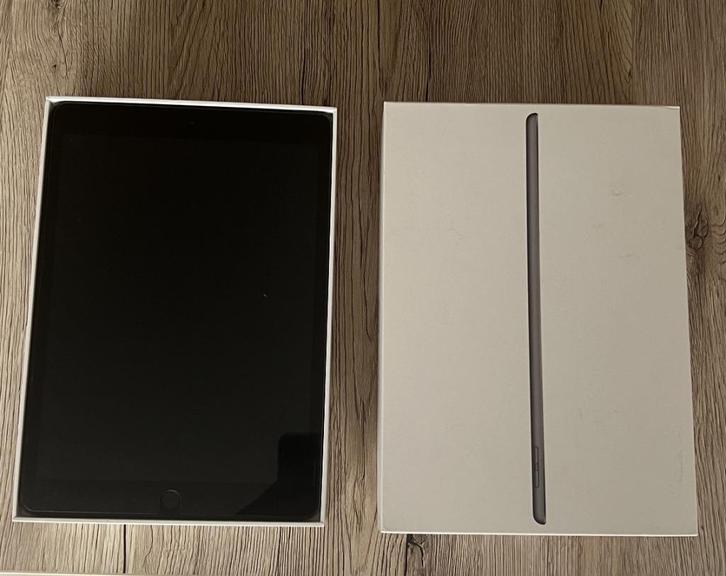 Apple IPad 7th generation (2019), Computers en Software, Apple iPads, Zo goed als nieuw, Apple iPad, Wi-Fi, 10 inch, 128 GB, Zilver