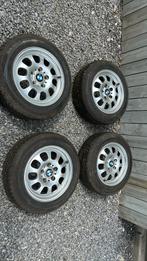 4 jantes origine bmw 15’ alu pneus 185/65/15 (1 pneu abîmé s, Auto-onderdelen, Banden en Velgen, Ophalen, 15 inch, Banden en Velgen