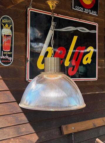 Grote luster, fabriekslamp, holofaan glas, vintage hanglamp beschikbaar voor biedingen