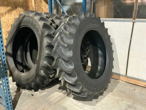 2022 Firestone Radial alltraction dt Banden 4X, Zakelijke goederen, Landbouw | Onderdelen | Banden, Velgen en Assen