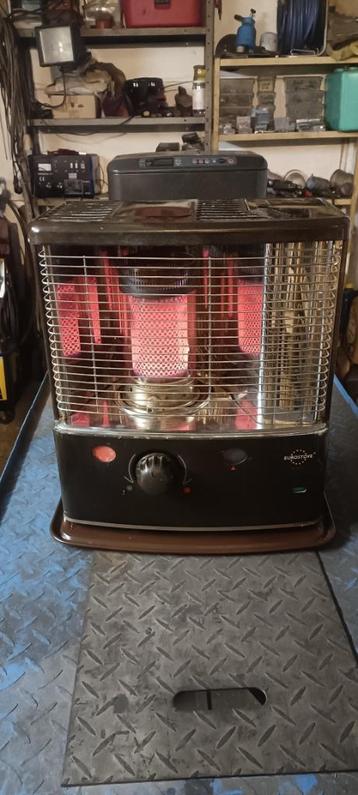 Oliekachel beschikbaar voor biedingen