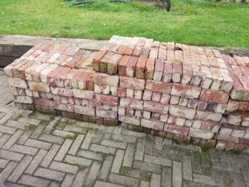 Bakstenen - gekuist beschikbaar voor biedingen