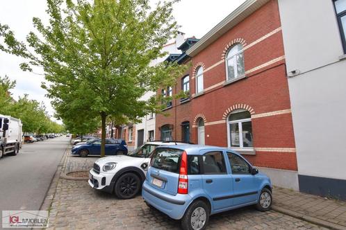 Huis te koop in Ukkel, Immo, Huizen en Appartementen te koop, Vrijstaande woning, F
