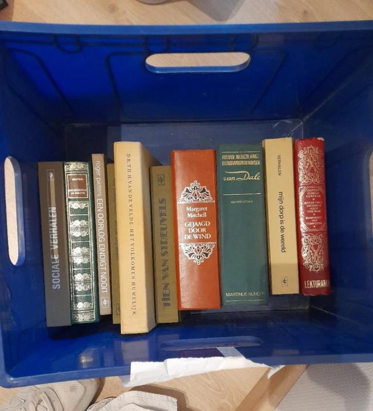oude boeken, Antiek en Kunst, Antiek | Boeken en Manuscripten, Ophalen of Verzenden