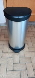 Poubelle curver, Ophalen, Kunststof, Met pedaal, Zo goed als nieuw