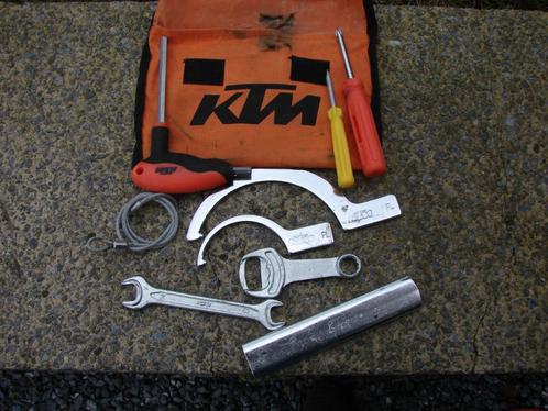 Trousses d' outillage d' origine pour moto KTM-HONDA-YAMAHA, Motoren, Accessoires | Overige, Gebruikt, Ophalen