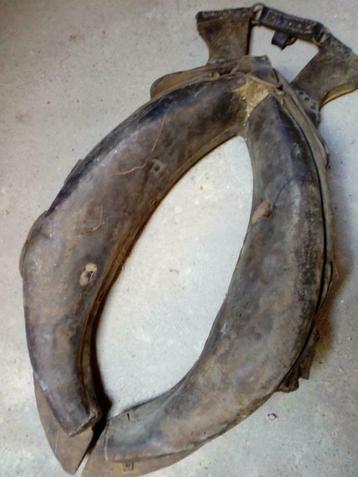 Oude paardenketting (goriot) beschikbaar voor biedingen