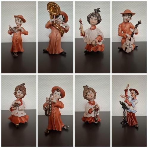 Statuettes Capodimonte : Enfants de Chœur et Orchestre, Verzamelen, Beelden en Beeldjes, Zo goed als nieuw, Ophalen of Verzenden