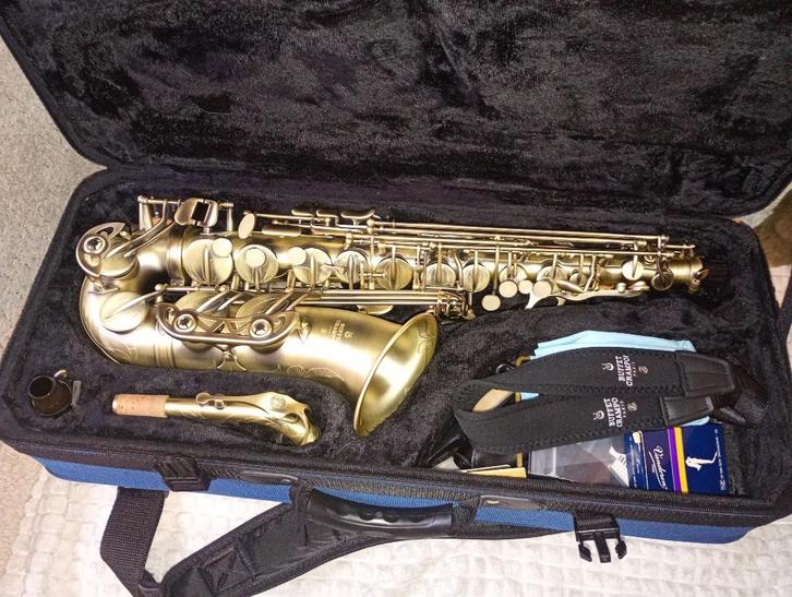 Buffet Crampon 400 Series Mat altsaxofoon, Muziek en Instrumenten, Blaasinstrumenten | Saxofoons, Zo goed als nieuw, Alt, Met koffer