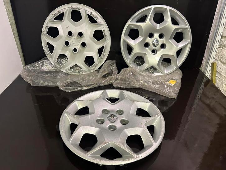 3 enjoliveurs Renault Mégane laguna clio scenic 16", Autos : Divers, Enjoliveurs, Comme neuf