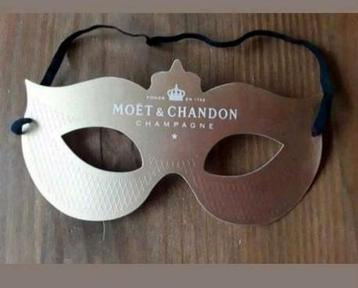 MASKER VAN HET MERK MOET EN CHANDON Champagne... 2 beschikba beschikbaar voor biedingen