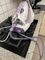 Stoomstrijkijzer, Elektronische apparatuur, Ophalen, Zo goed als nieuw, Strijkijzer met snoer