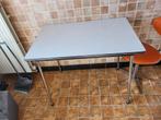 Formica tafel, Huis en Inrichting, Gebruikt, Ophalen of Verzenden, /, /