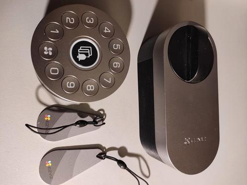 EZVIZ smart lock kit motorisé, Doe-het-zelf en Bouw, Hang- en Sluitwerk, Nieuw, Slot, Ophalen of Verzenden