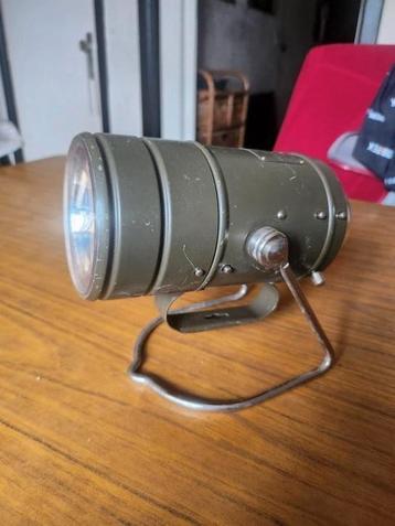 Antieke lamp bouwj 1980,in goede staat.  beschikbaar voor biedingen