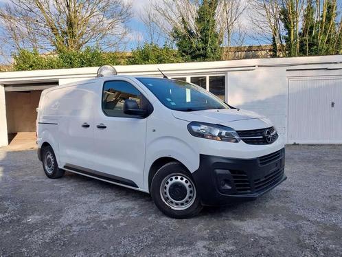 Opel Vivaro 1.5 TD L2H1 BlueInj. S/S * A/C * CUIR *330 x 60M, Auto's, Bestelwagens en Lichte vracht, Bedrijf, Te koop, Airbags