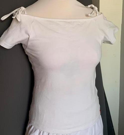 BY MEXX  tof T-shirt  met schouder detail XL Nieuwstaat, Kleding | Dames, Topjes, Zo goed als nieuw, Wit, Ophalen of Verzenden