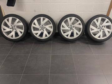 Golf8  alu gti velgen 225/40 18 pirelli winterbanden beschikbaar voor biedingen