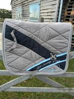 2 zadeldoeken dressuur - merk HV Polo, Dieren en Toebehoren, Ophalen of Verzenden, Zo goed als nieuw, Dekje