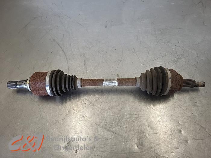 Arbre de transmission avant gauche d'un Fiat Talento, Autos : Pièces & Accessoires, Freins & Transmission, Fiat, Utilisé, 3 mois de garantie