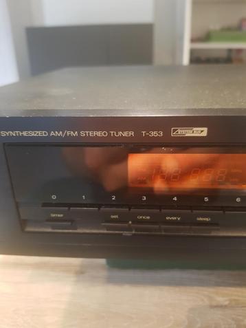 Luxman T353 disponible aux enchères