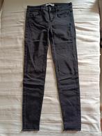Zara zwarte spijkerbroek maat 34, Kleding | Dames, Broeken en Pantalons, Ophalen of Verzenden, Maat 34 (XS) of kleiner, Gedragen