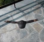 Sangle bavette HFI 135cms, Enlèvement, Utilisé