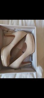 Pumps tamaris maat 40, Vêtements | Femmes, Chaussures, Beige, Escarpins, Enlèvement, Neuf