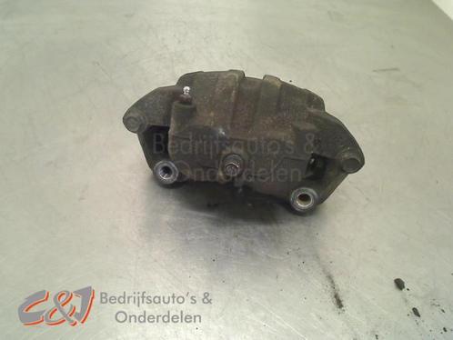Remklauw (Tang) rechts-voor van een Nissan Navara, Auto-onderdelen, Remmen en Aandrijving, Nissan, Gebruikt, 3 maanden garantie