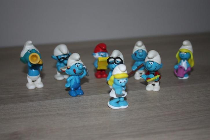 9x smurfen uit kinder surprice ei, Verzamelen, Smurfen, Gebruikt, Poppetje, Figuurtje of Knuffel, Verschillende Smurfen, Ophalen of Verzenden