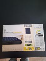 luchtmatras + pomp, Caravans en Kamperen, Luchtbedden, Ophalen, Zo goed als nieuw, 2-persoons