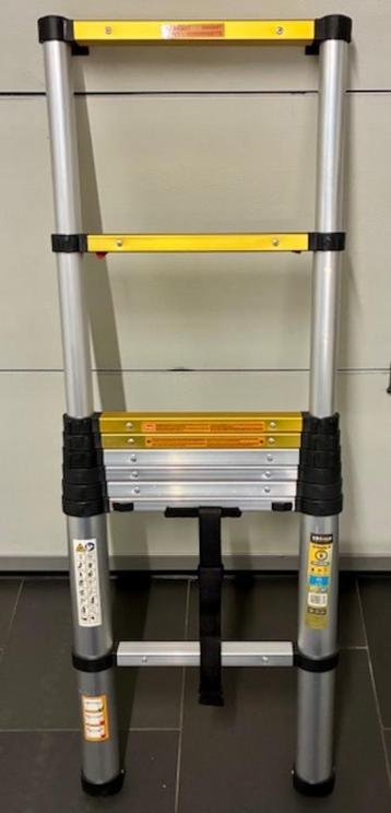 Ladder uitschuifbaar naar 2,60m nieuw ! beschikbaar voor biedingen