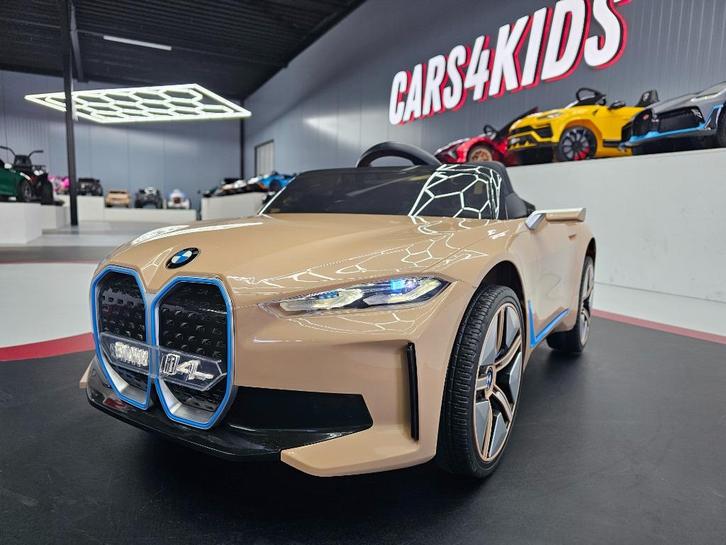 Kinderauto BMW i4 - soft start - leren zit - met RC, Kinderen en Baby's, Speelgoed |Speelgoedvoertuigen, Nieuw, Afstandsbediening