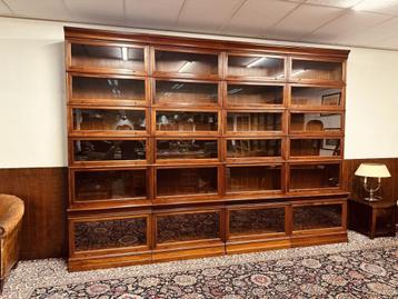 Klassiek Engelse Globe Wernicke Boekenkast beschikbaar voor biedingen