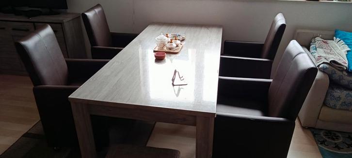 Complete eetkamer met tafel en 4 stoelen, Huis en Inrichting, Complete eetkamers, Ophalen