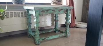 India bijzettafel beschikbaar voor biedingen